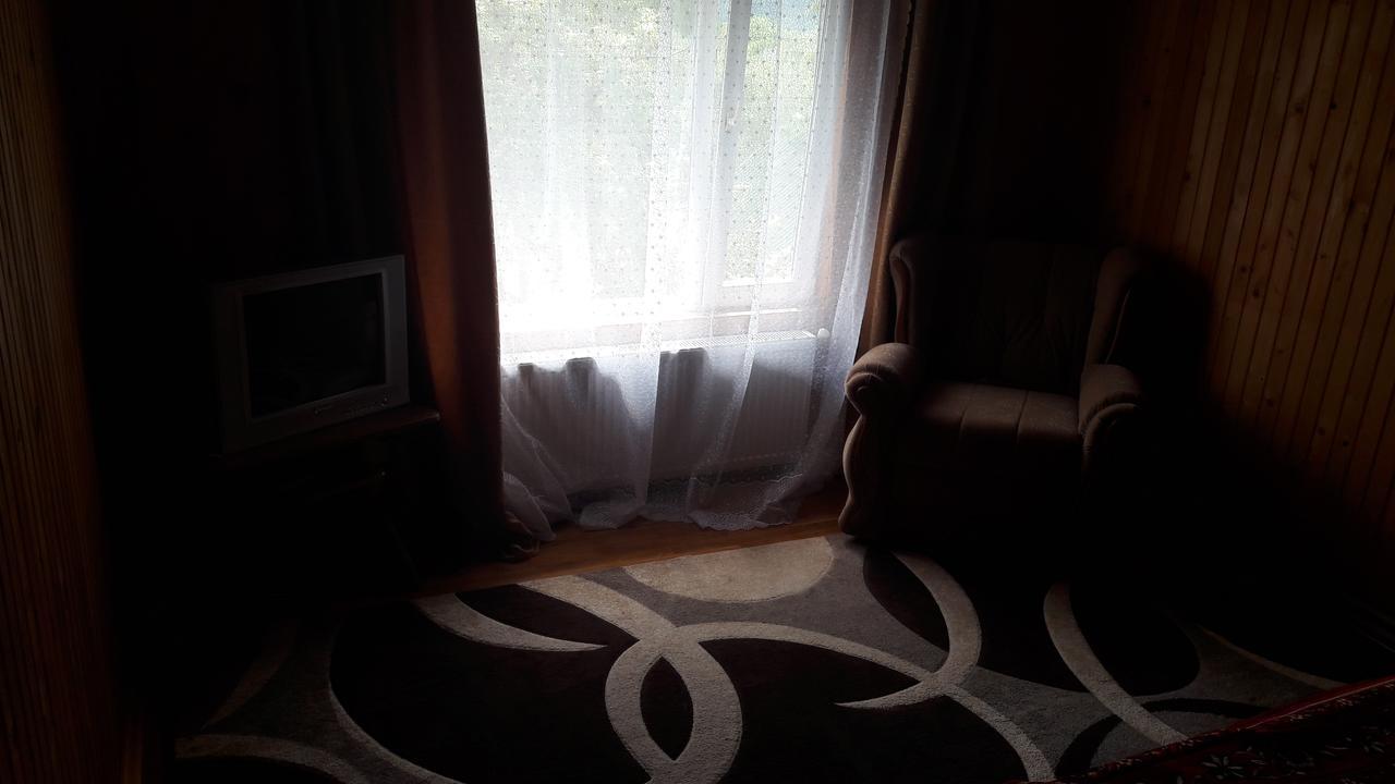 U Romana Yaremche Dış mekan fotoğraf