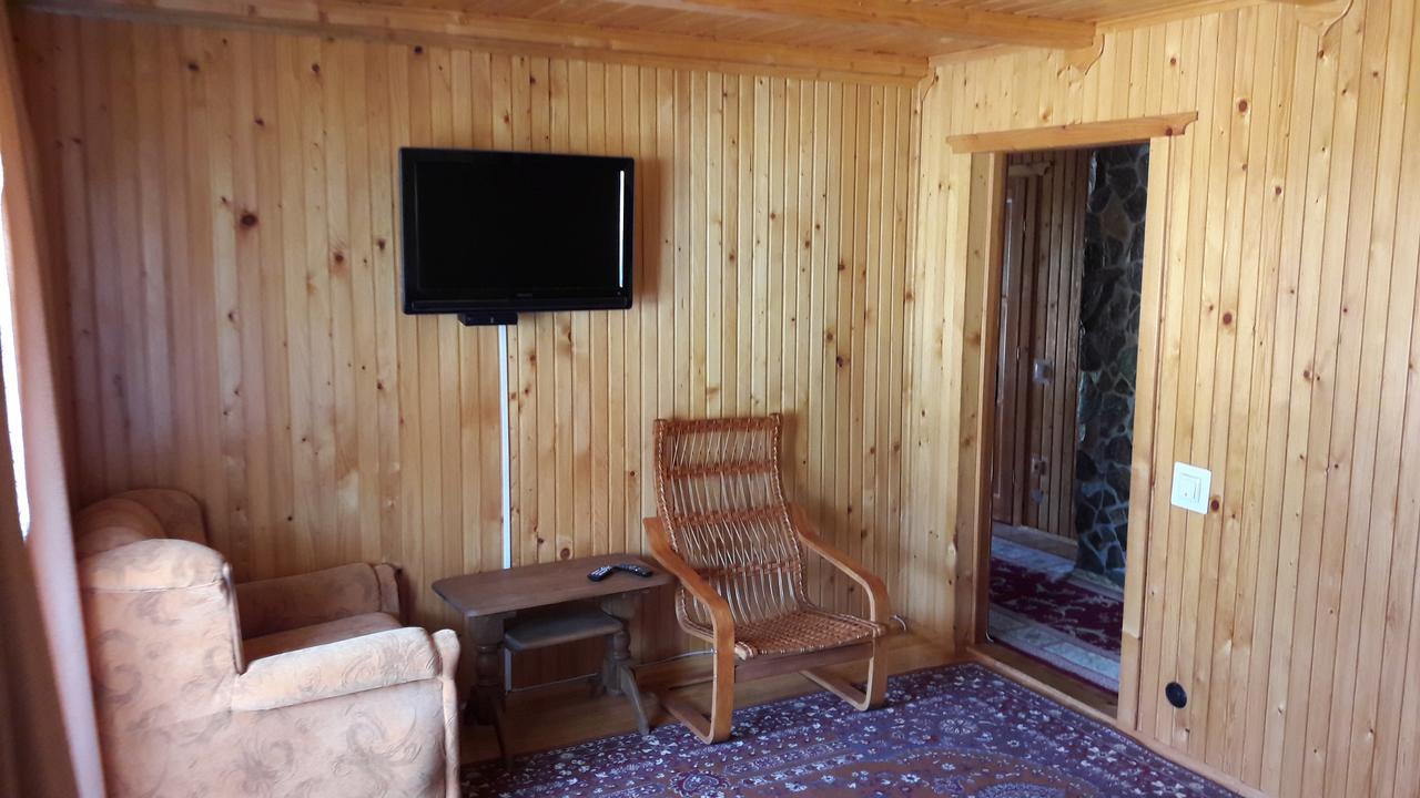 U Romana Yaremche Dış mekan fotoğraf
